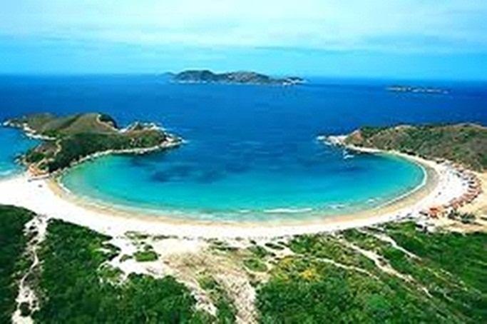 קאבו פריו Apartamento A 300 Metros Da Praia Do Forte מראה חיצוני תמונה